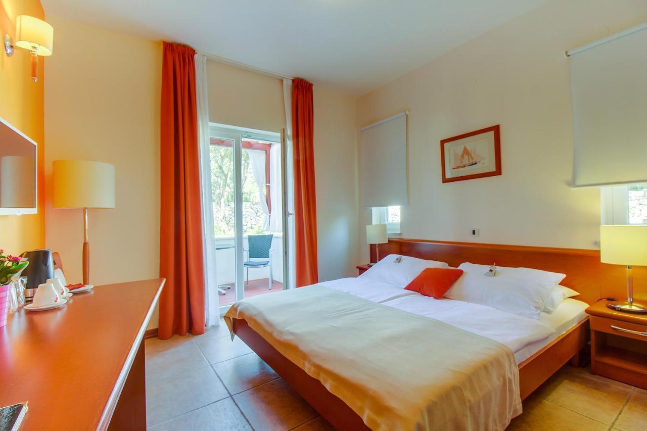 Hotel Manora 4*