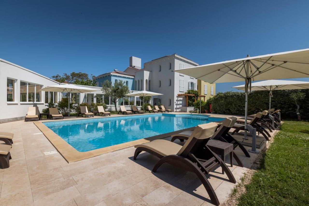 Manora Hotel Nerezine