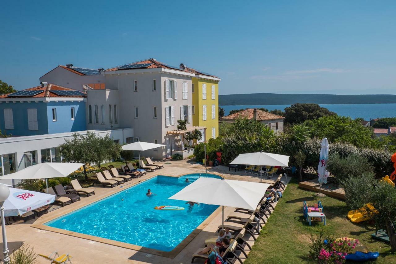 Manora 4*